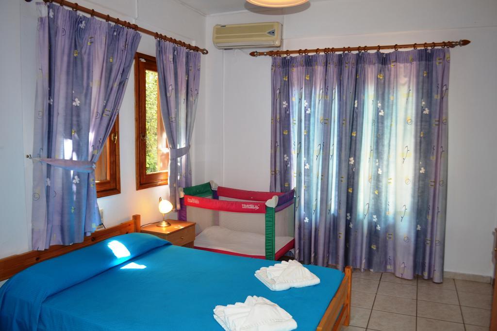 Iliachtides Apartment Kala Nera Exterior photo
